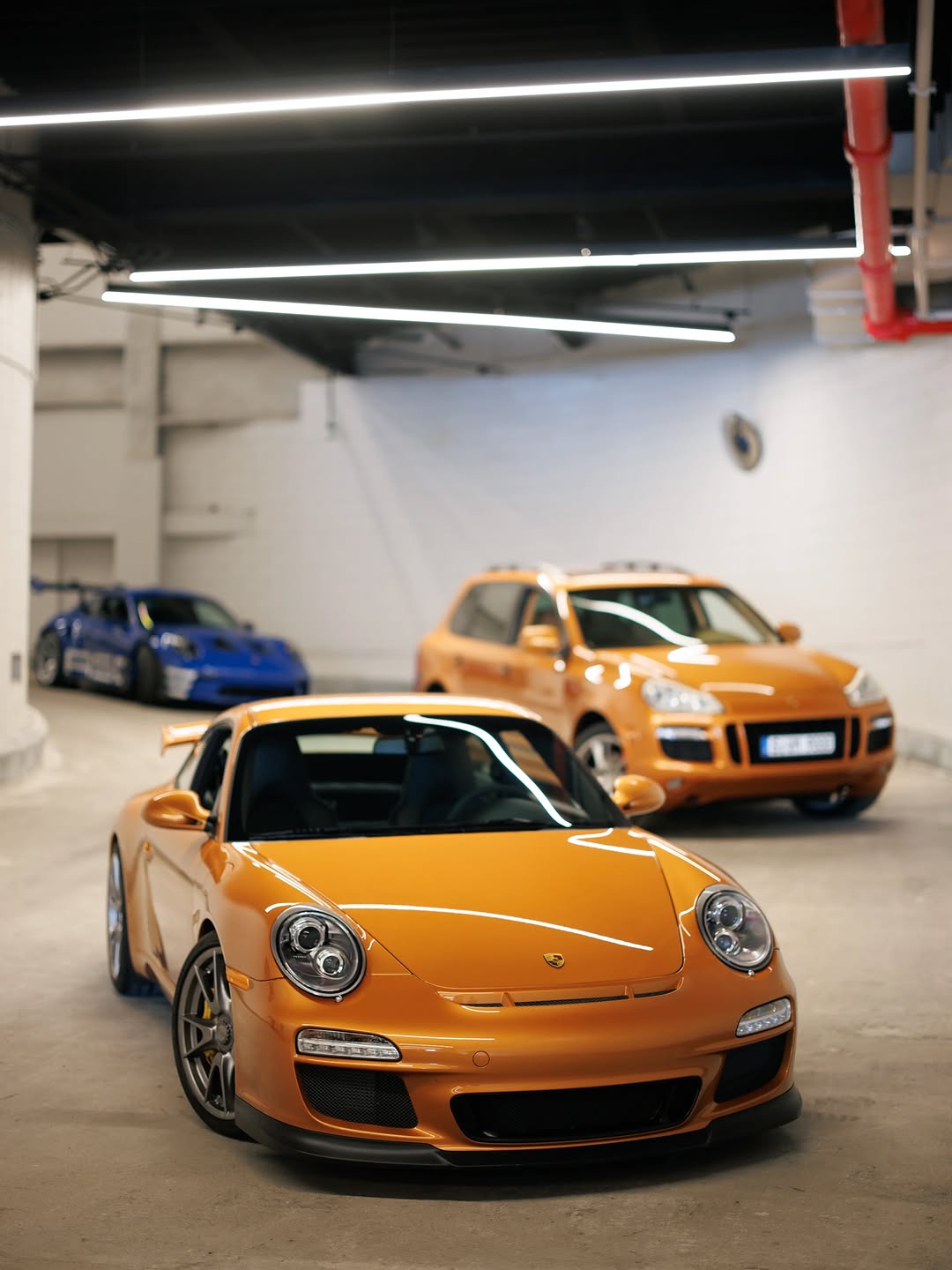 RARE SHADES 7 PUT 100 PORSCHES IN ROBERT DE NIRO'S STUDIO (image 7)