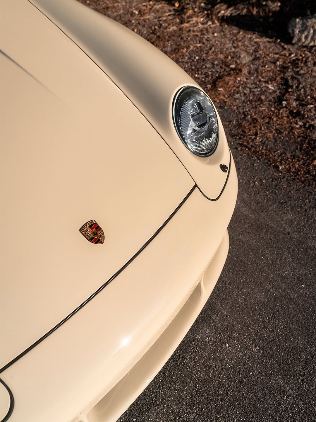 EDDIE CHAN BUILT A PORSCHE 993 IN FOUR MONTHS AND SHOWED IT AT AIR WATER THE NEXT DAY (image 7)