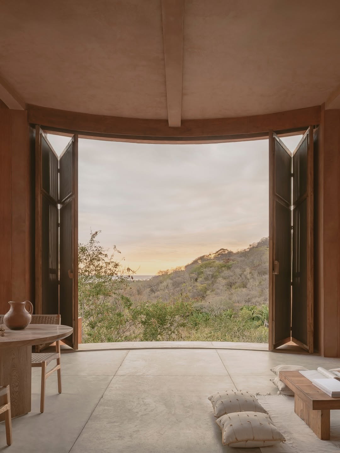 CASA TOBI SITS ON OAXACAN CLIFF FOR ONE SPECIFIC PURPOSE (image 8)