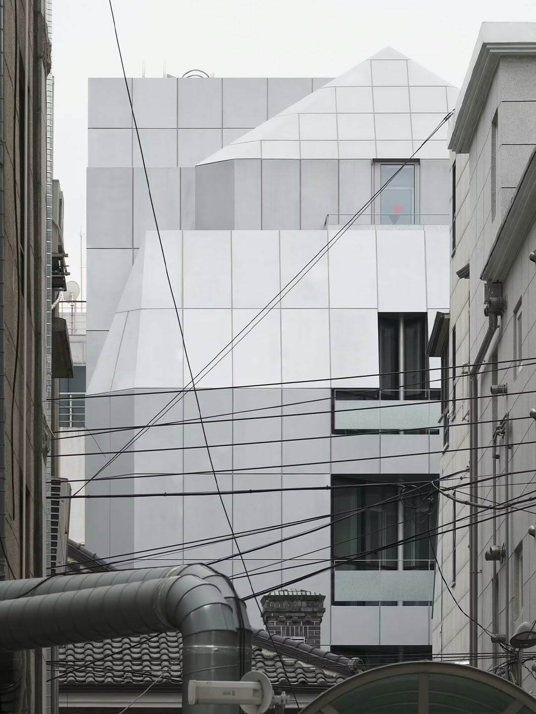 3D BUILDING SEOUL STACKS PRACTICE ROOMS FOR MUSIC PREP (image 3)