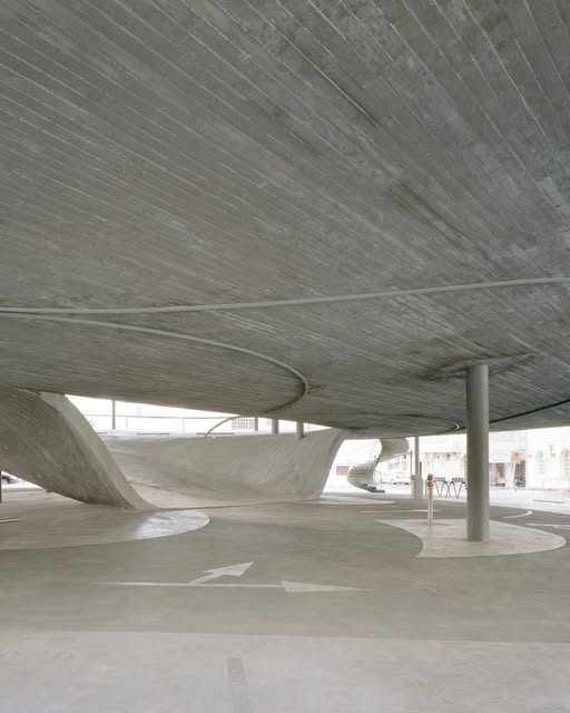 CHRISTIAN KEREZ'S BAHRAIN CAR PARKS ARE COMING DOWN (image 2)