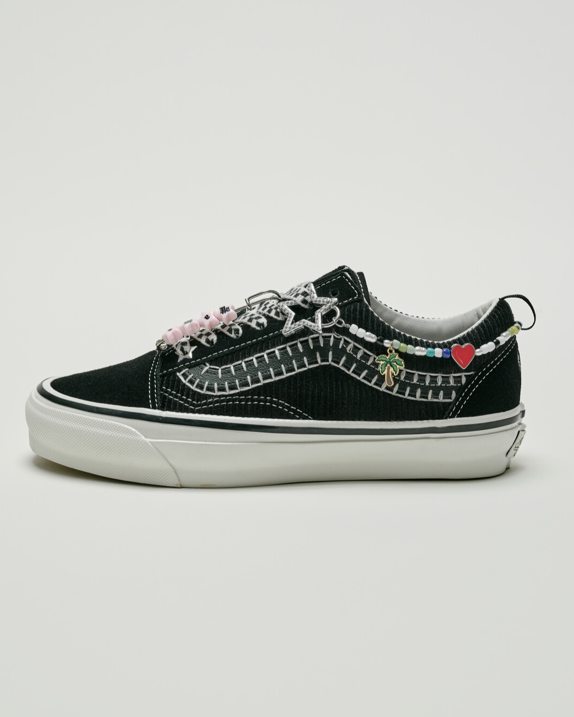 Vans Old Skool Wears Cocona Hiraki's Friendship Bracelets (image 2)