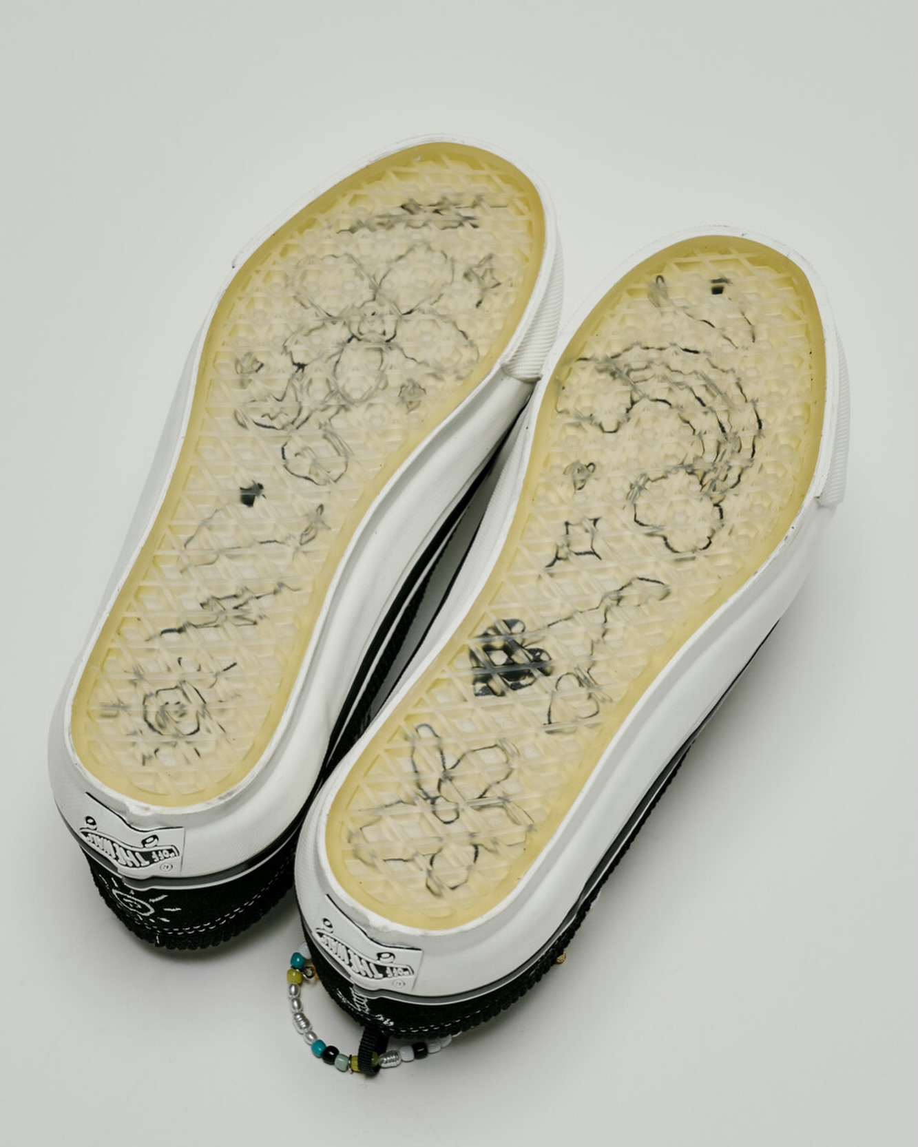 Vans Old Skool Wears Cocona Hiraki's Friendship Bracelets (image 4)