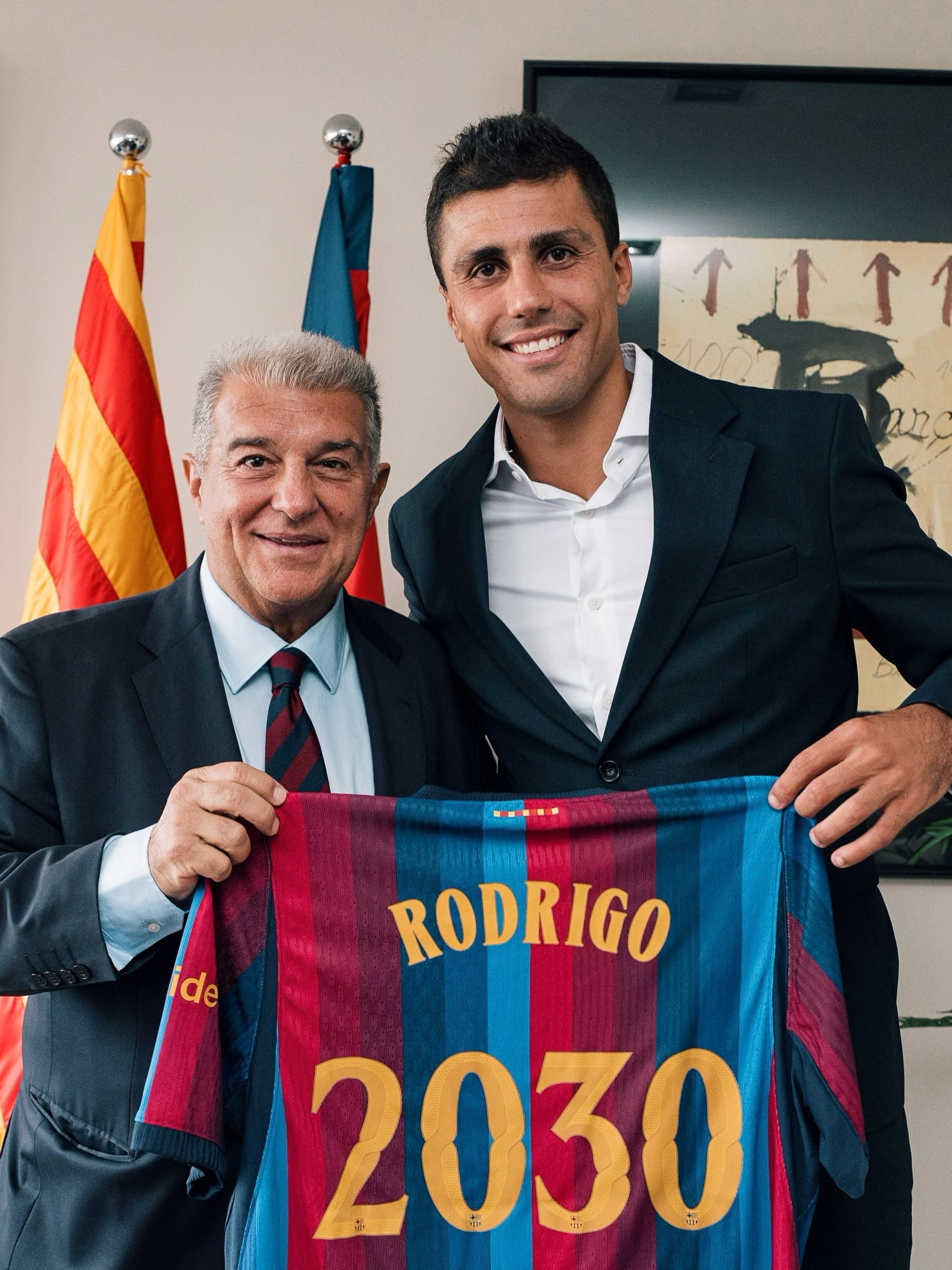 REAL MADRID HESITATED ON RODRI. BARCELONA DID NOT. (image 3)