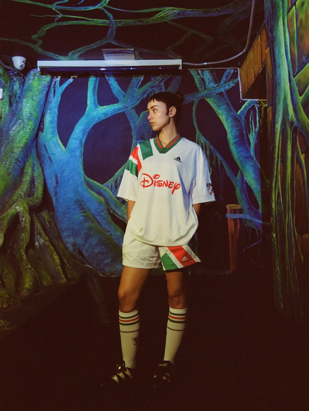 BRAIN DEAD MEXICO KIT PUTS MICKEY MOUSE IN A 1994 SHIRT (image 4)