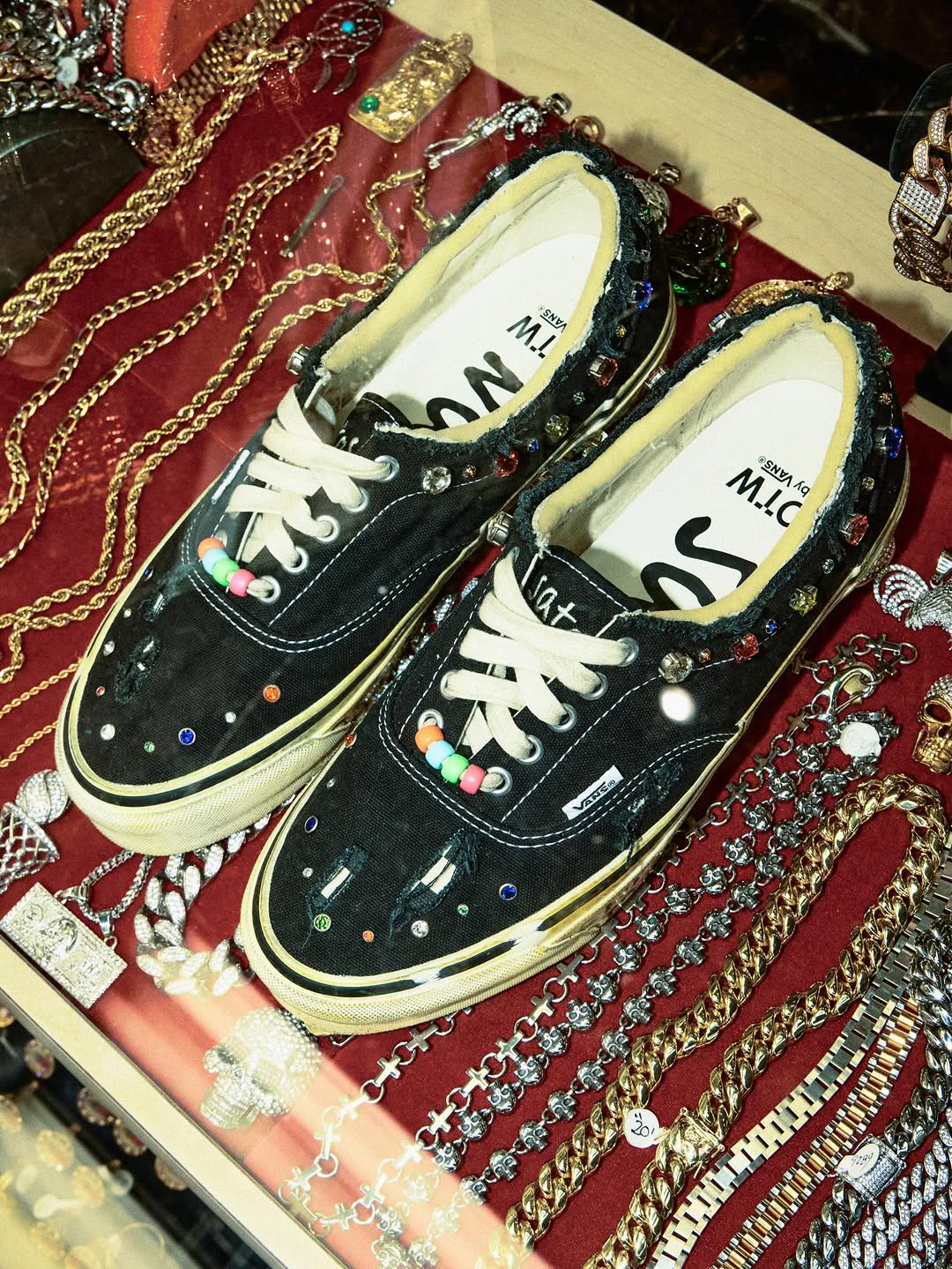 SATOSHI NAKAMOTO JUST BLESSED VANS' ERA 95 WITH LUCKY CHARMS (image 4)