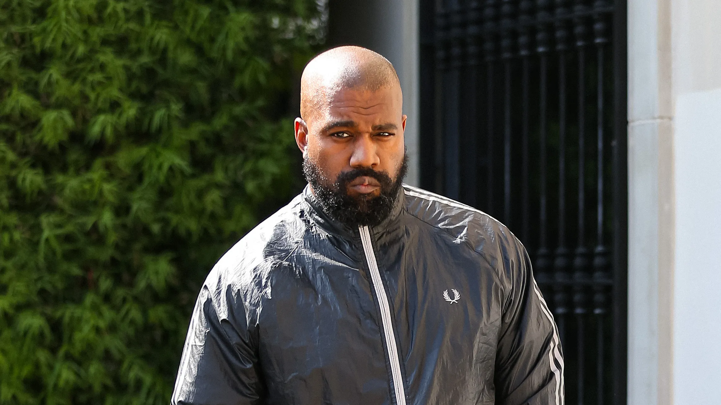 KANYE WEST SIGNS WITH GAMMA FOR MARCH BULLY RELEASE (image 2)