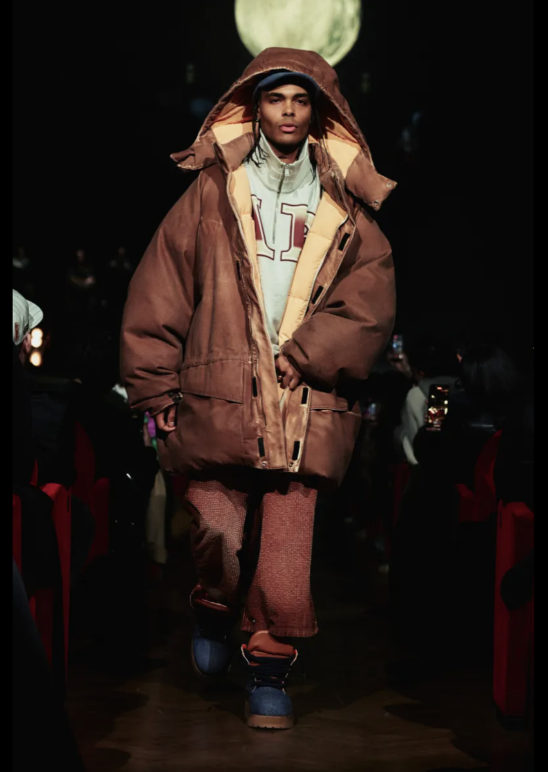 PDF CLOSES MILAN FASHION WEEK WITH FAMILY TRAUMA THEATRE (image 6)