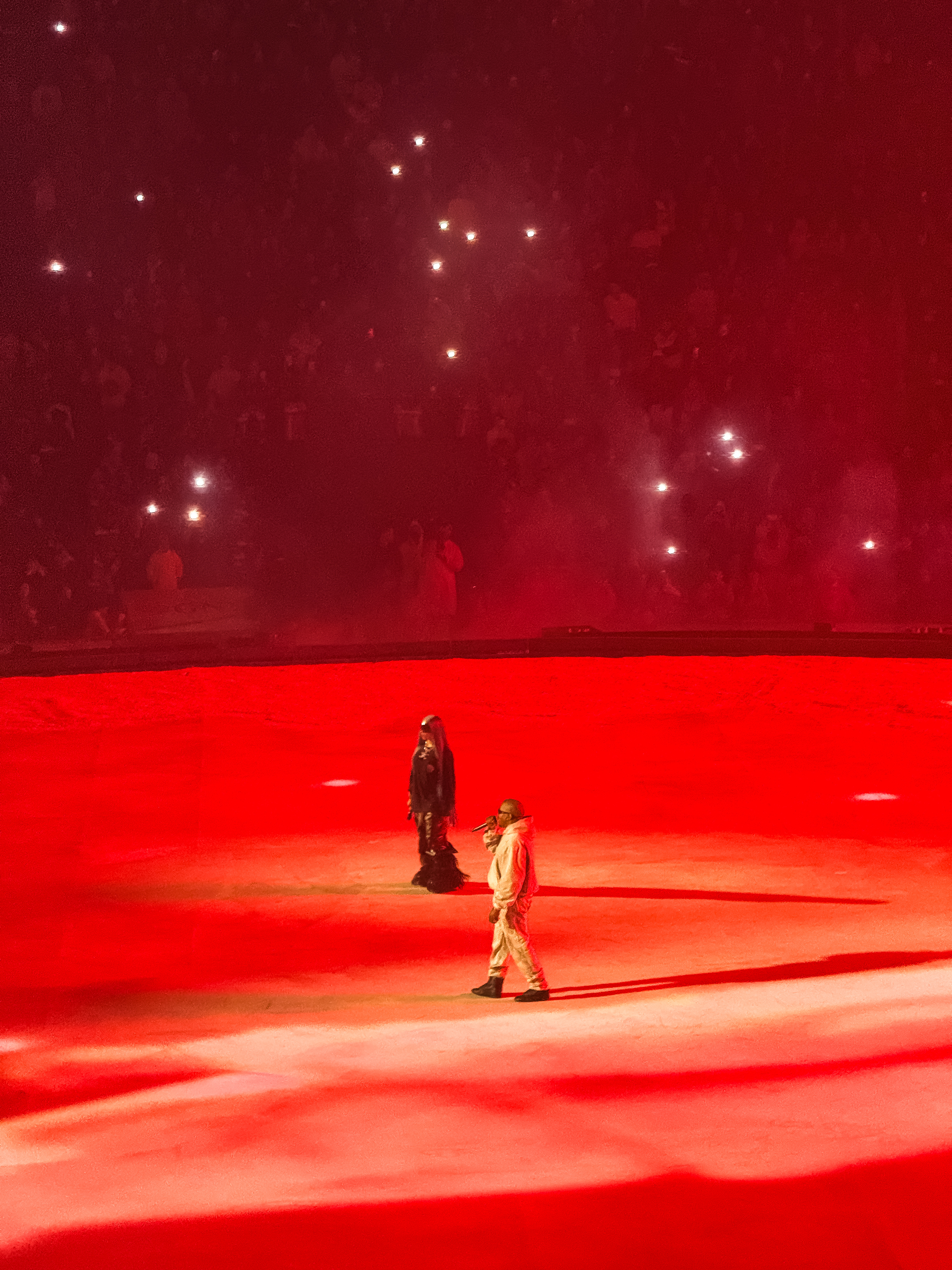 YE PLAYED MEXICO CITY AND THE STREET VENDORS STOLE THE NIGHT (image 5)