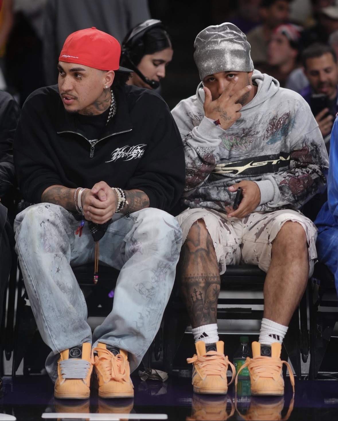 HELLSTAR DEBUTS ORANGE ADIDAS SUPERSTAR AT LAKERS GAME (image 4)