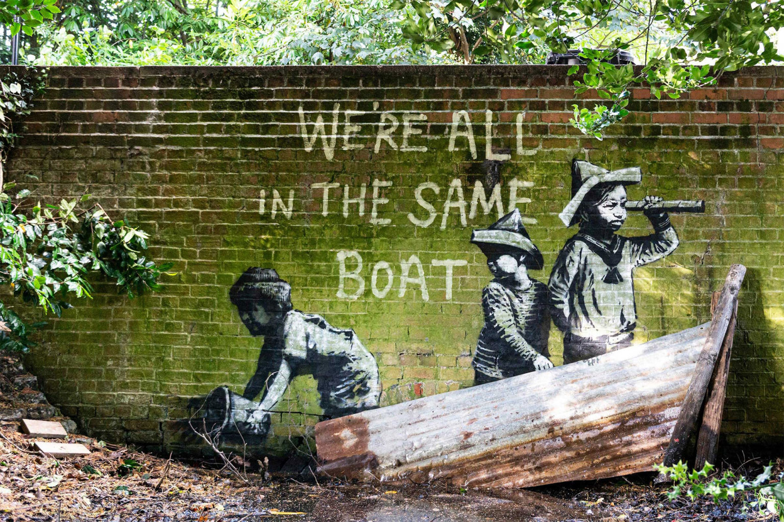 WHO is BANKSY? IDENTITY REVEALED!!  (image 2)